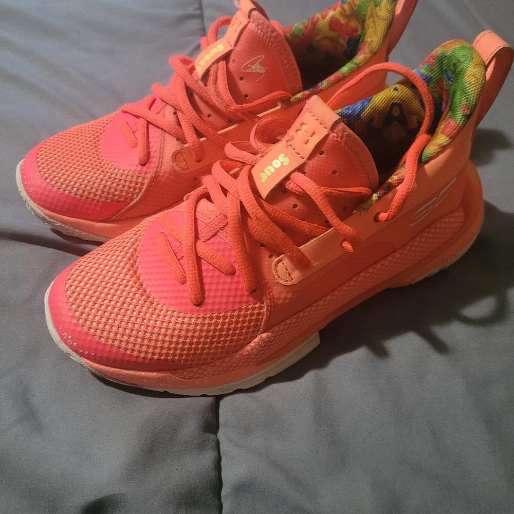 Curry 7 sour patch kids size 4.5